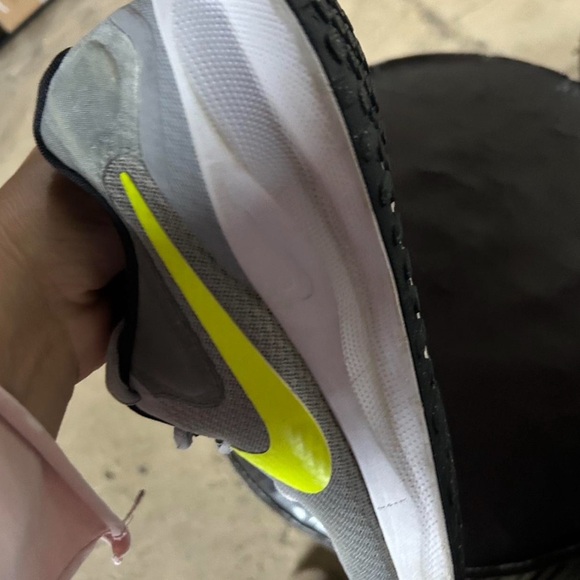 Nike Gray and Neon Yellow Sneakers - Picture 5 of 6